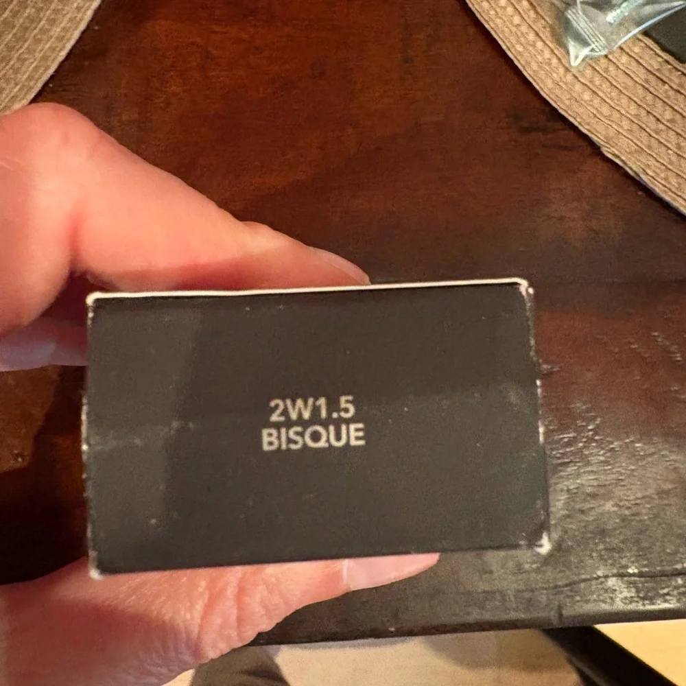 laura mercier laura mercier